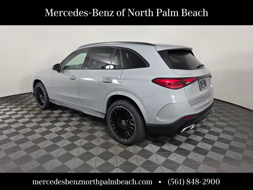 New 2026 MANUFAKTUR Alpine Grey Mercedes-Benz GLC 300 image 4