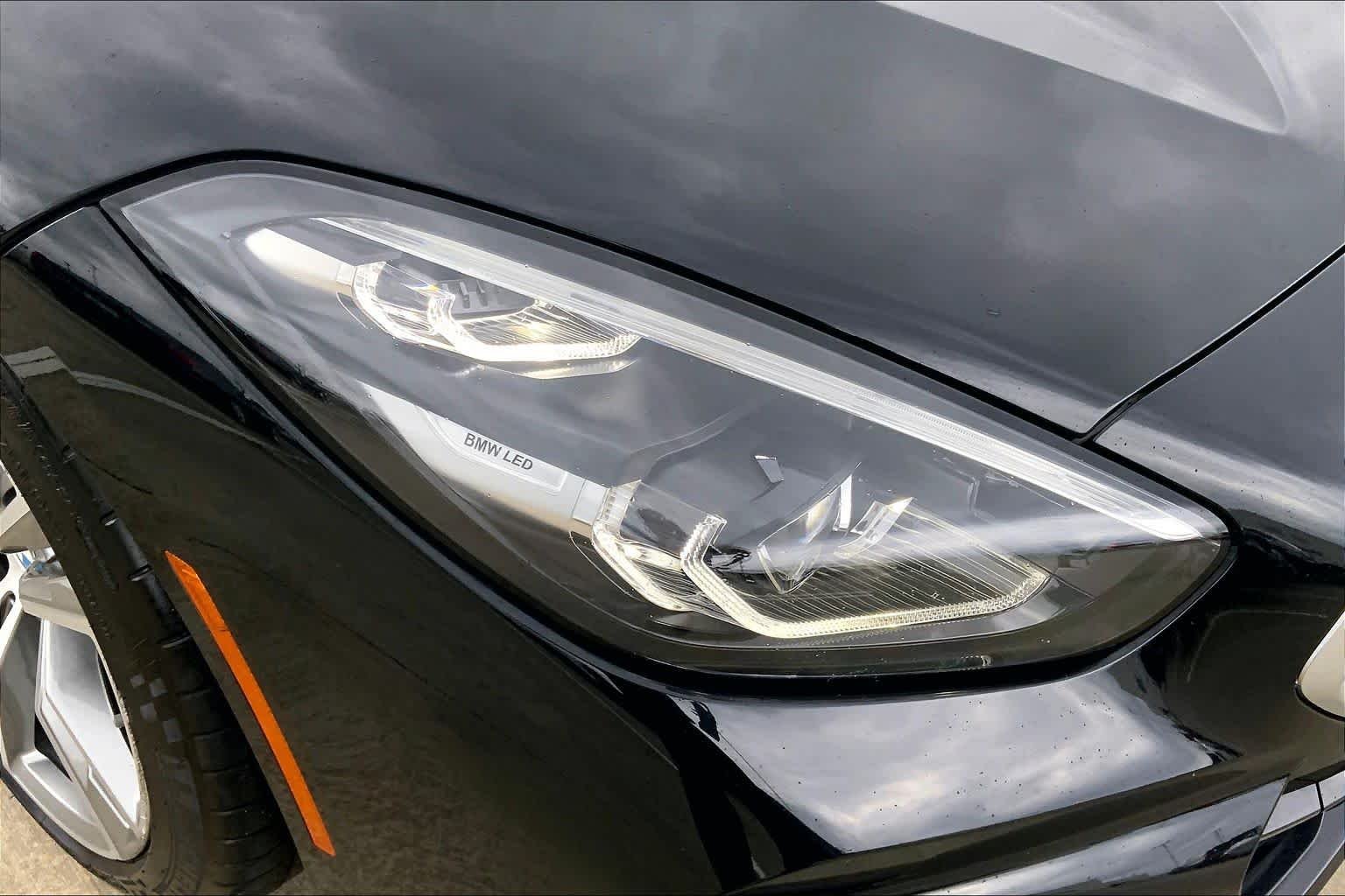 Used 2026 Black Sapphire Metallic BMW sDrive30i image 24