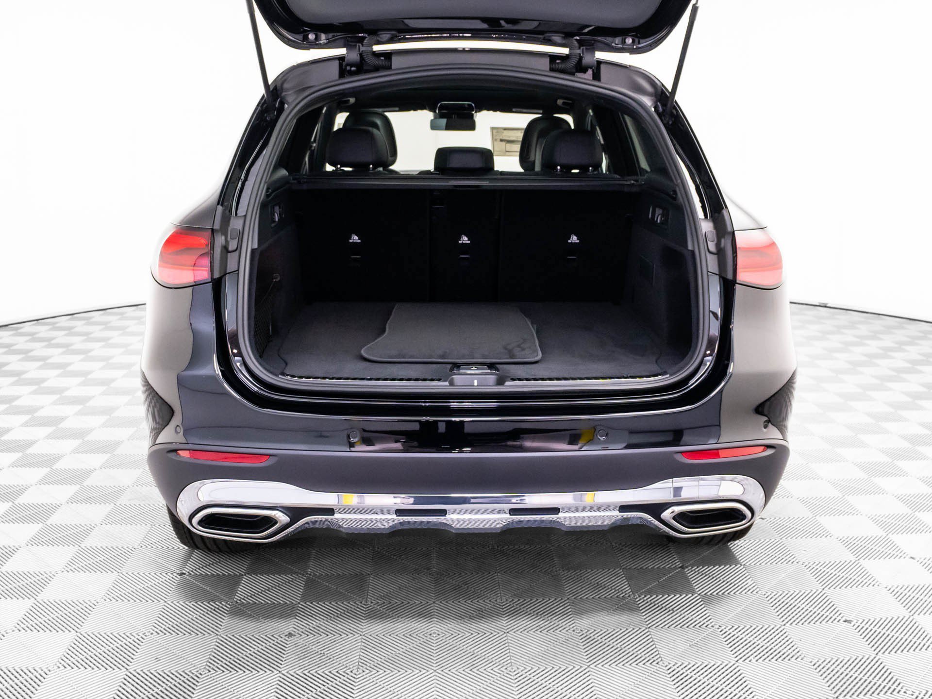 New 2026 Black Mercedes-Benz GLC 300 image 62