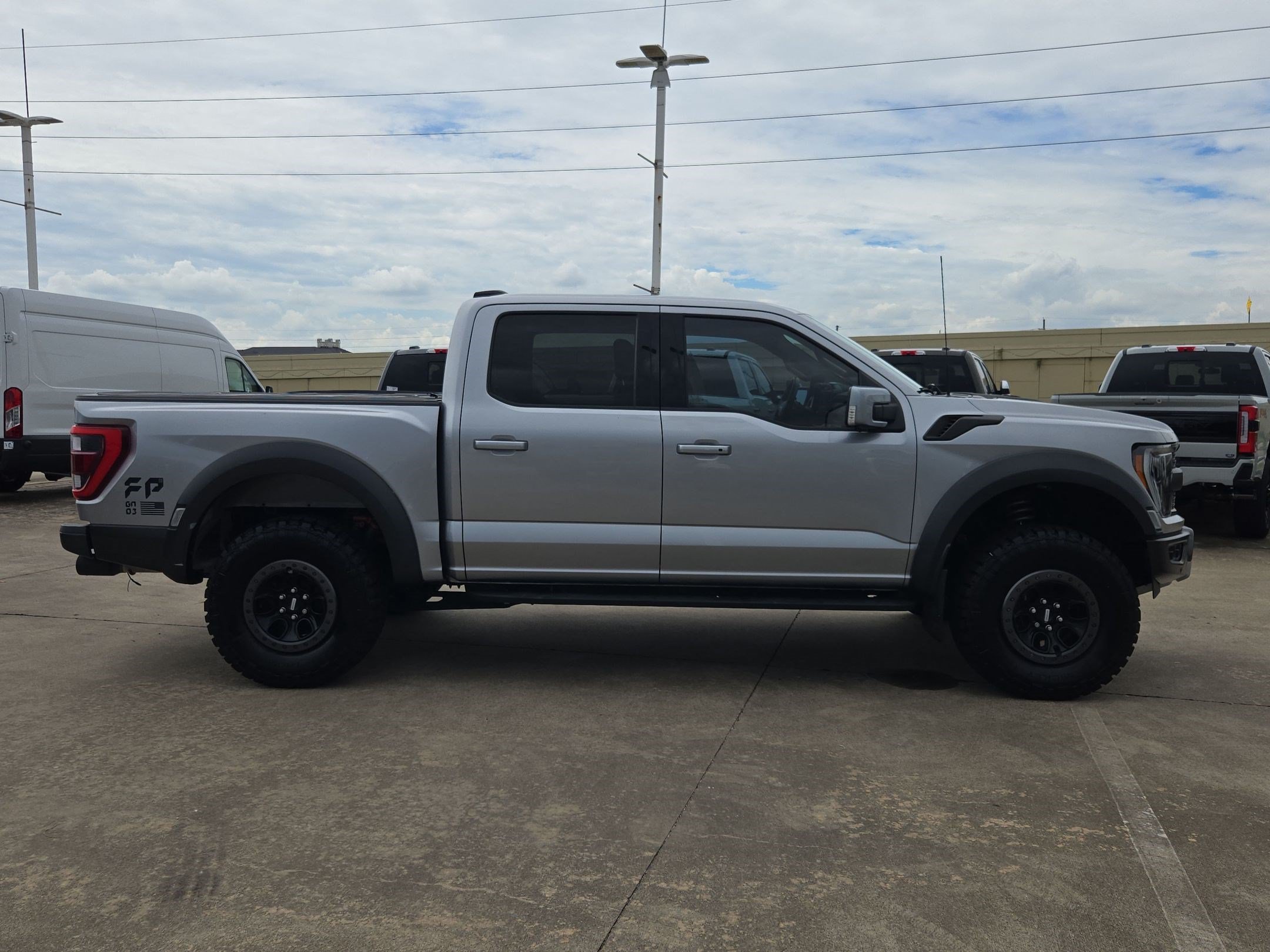 1FTFW1RG9PFB16996