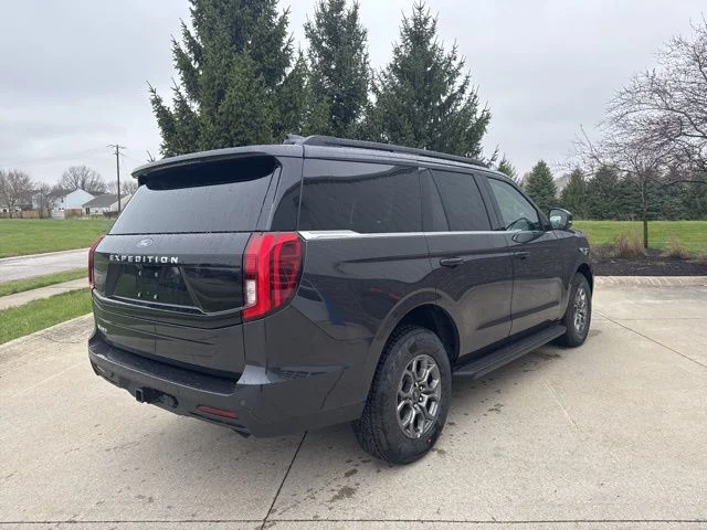 New 2026 Dark Matter Gray Metallic Ford Active image 5