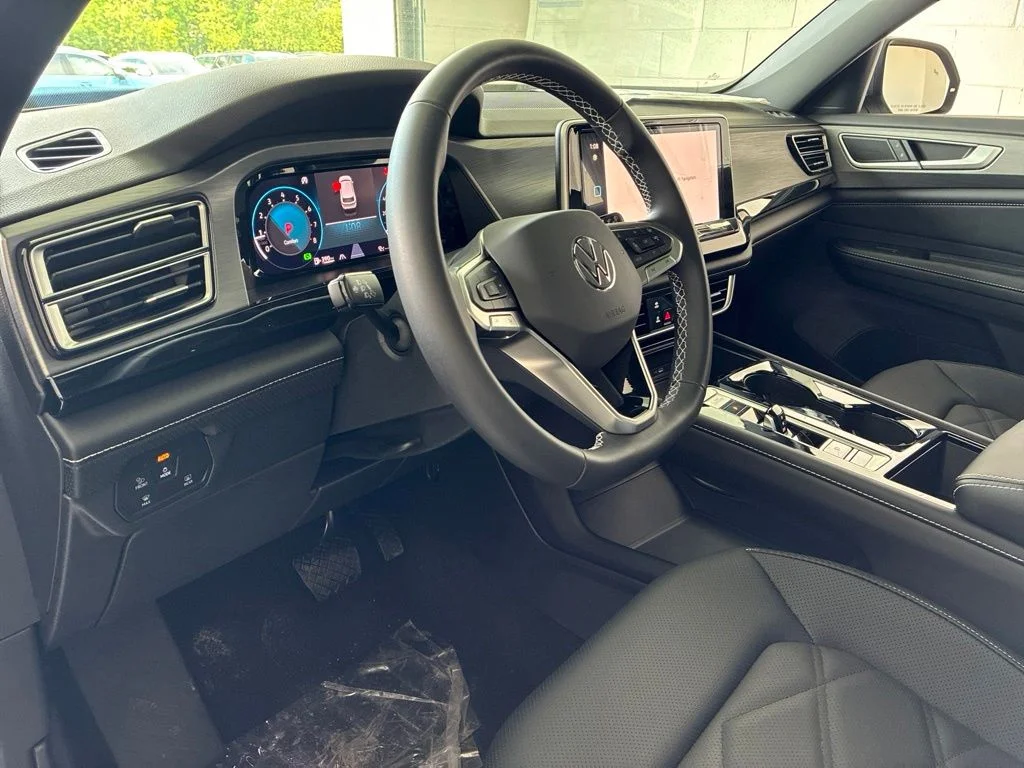 2026 Volkswagen Atlas Cross Sport SE w/Tech - Photo 24