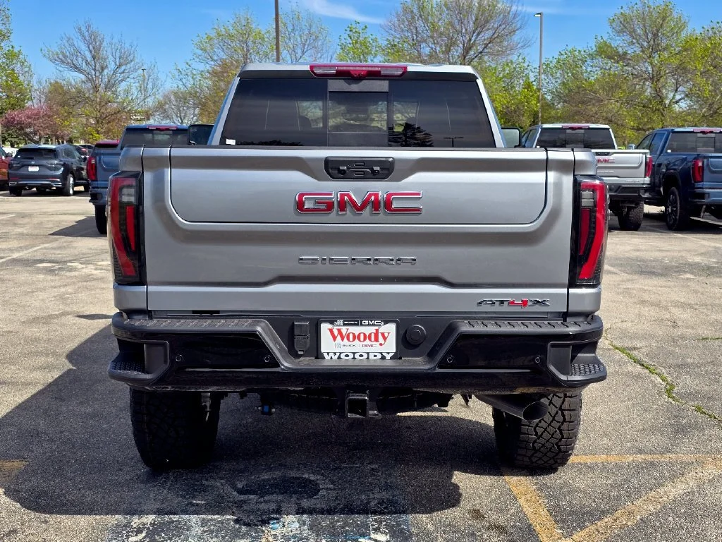 2026 GMC Sierra 2500HD AT4X - Photo 8