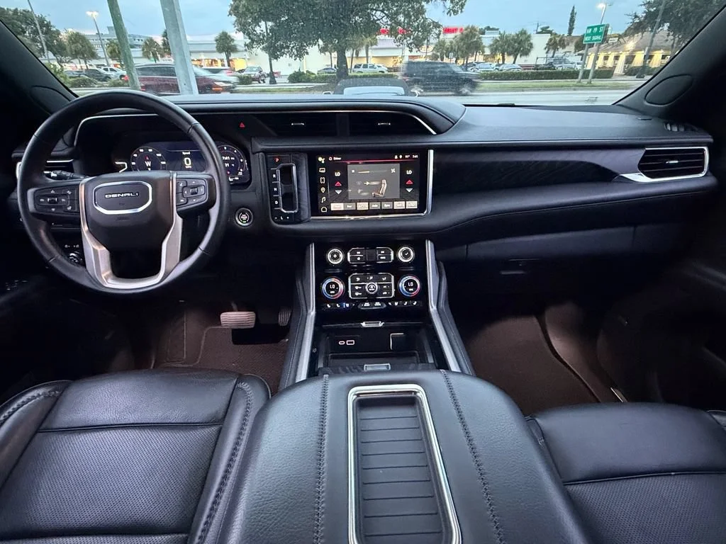 Used 2023 Summit White GMC Denali image 15