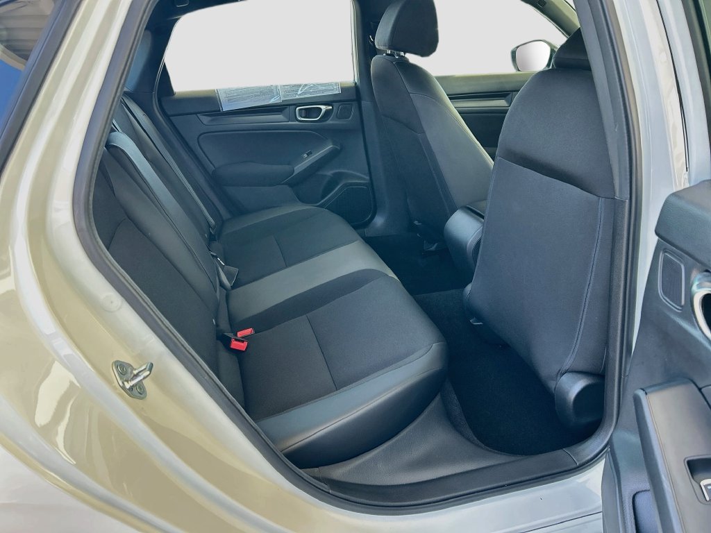 Certified Used 2026 Platinum White Pearl Honda Sport image 51