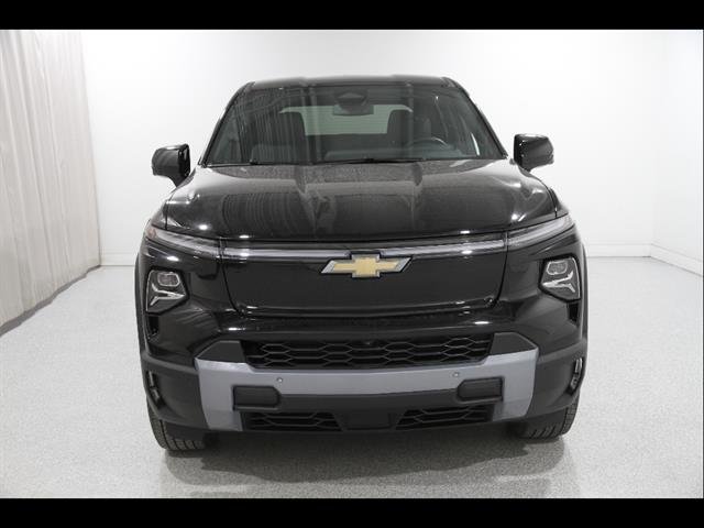 Used 2025 Chevrolet Silverado EV LT with VIN 1GC10ZED1SU406286 for sale in Mentor, OH