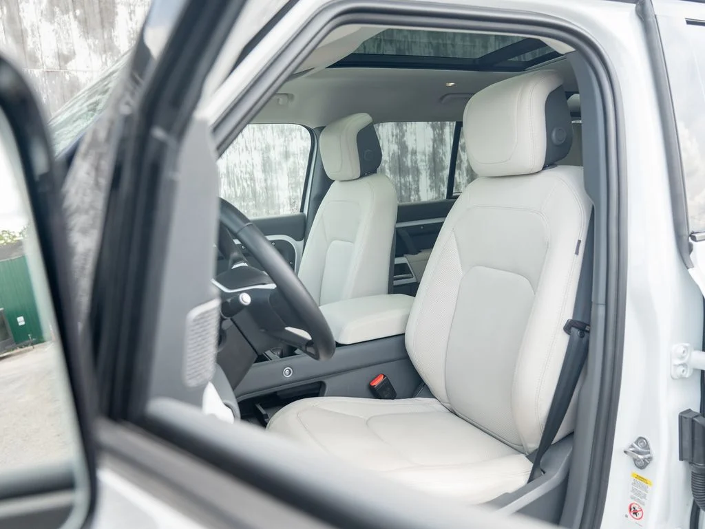 Certified Used 2024 White Land Rover S image 20