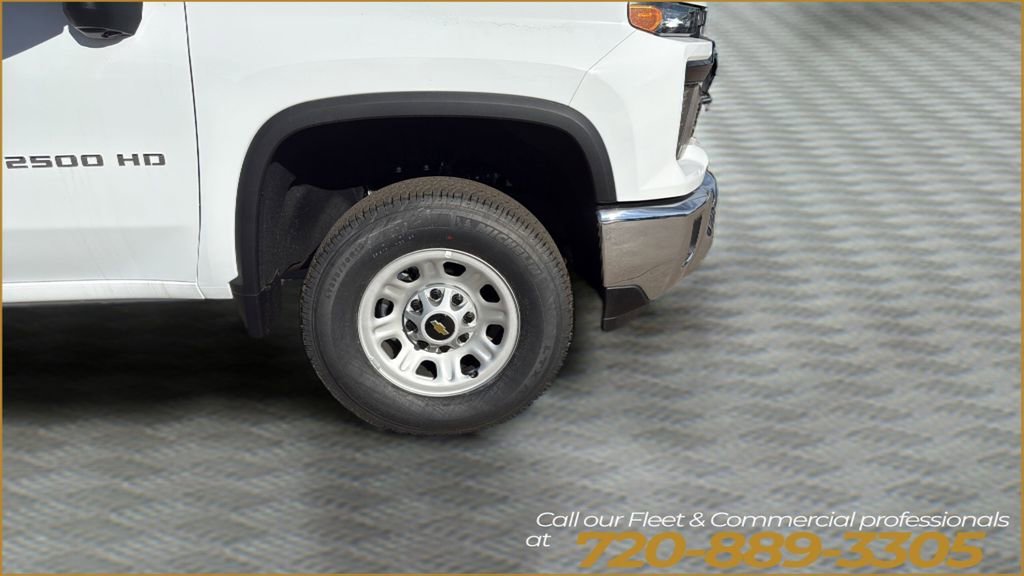 New 2025 Summit White Chevrolet WT image 60