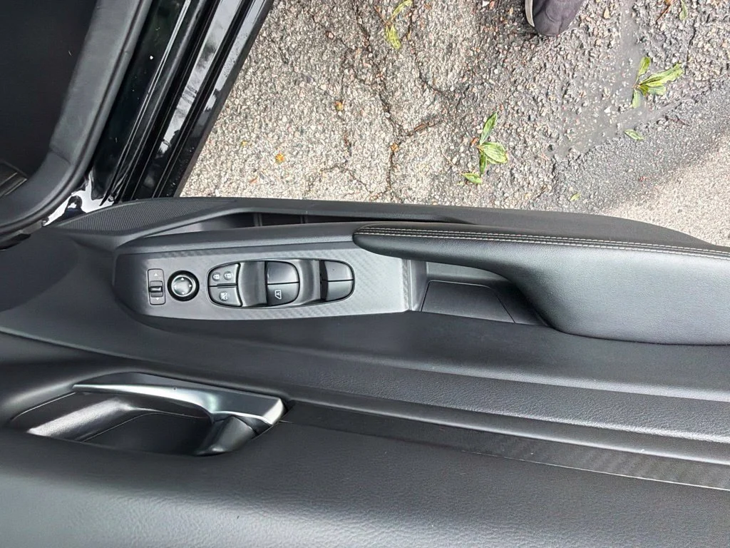 Used 2025 Black Nissan 2.5 SV image 13