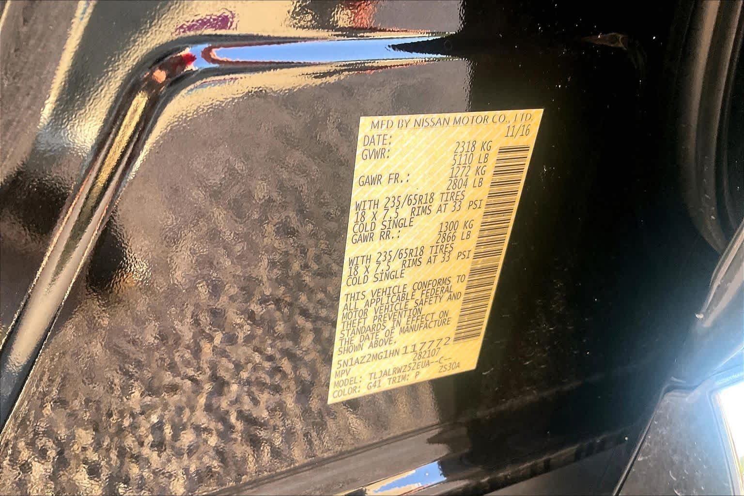 Used 2017 Magnetic Black Metallic Nissan SL image 35