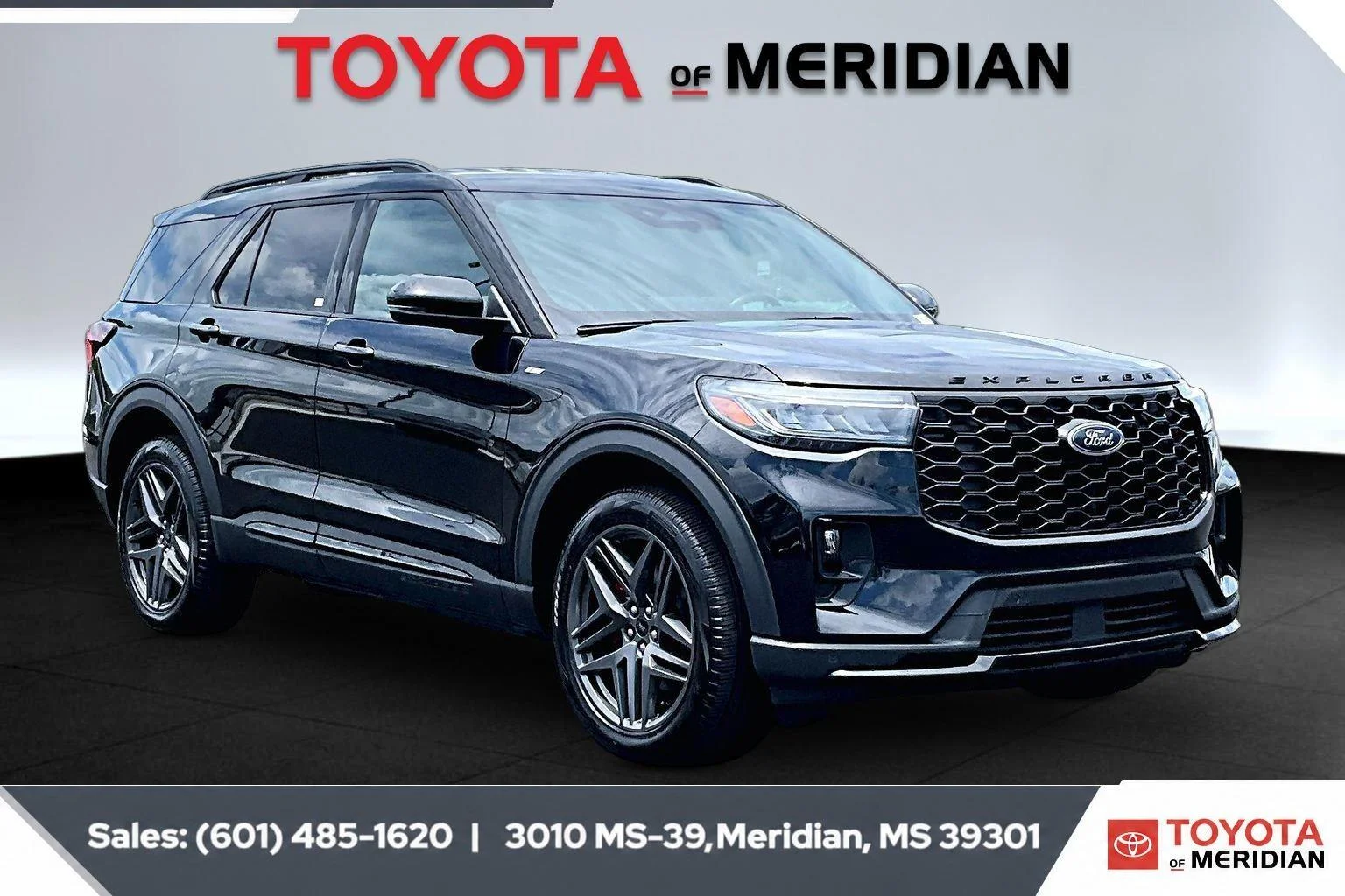 2025 Ford Explorer ST-LINE 4WD (PL535)'s photo
