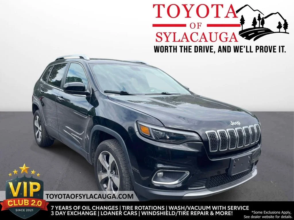 Used 2019 Diamond Black Crystal Pearlcoat Jeep Limited image 1