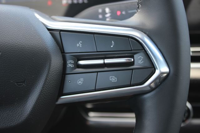 Used 2025 Gray Chevrolet LT image 15