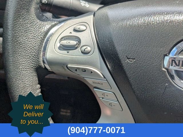 Used 2016 Silver Nissan SV image 28