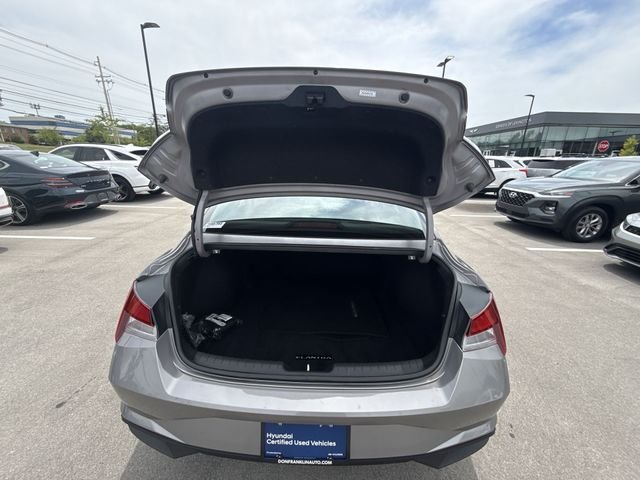 Used 2023 Silver Hyundai SEL image 22