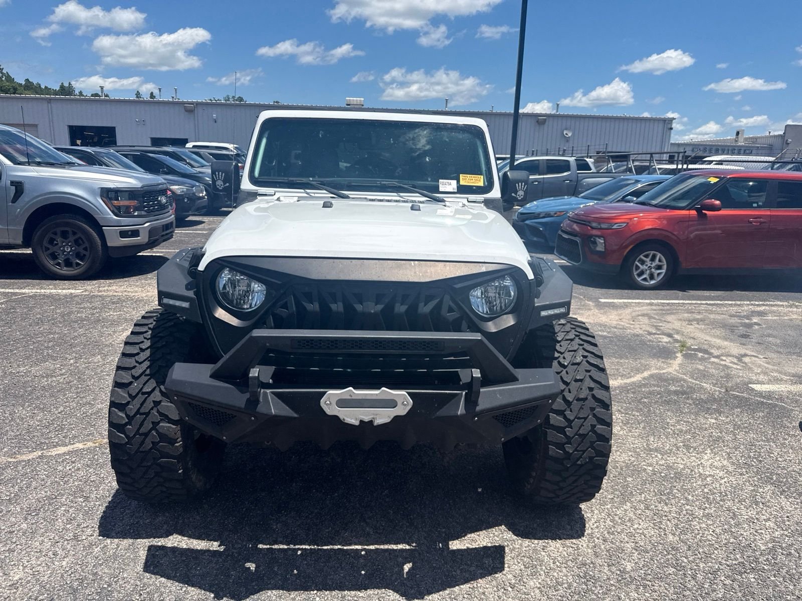 Used 2022 White Jeep Unlimited Sport Altitude image 2