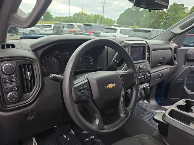 Used 2023 Blue Chevrolet Custom image 17