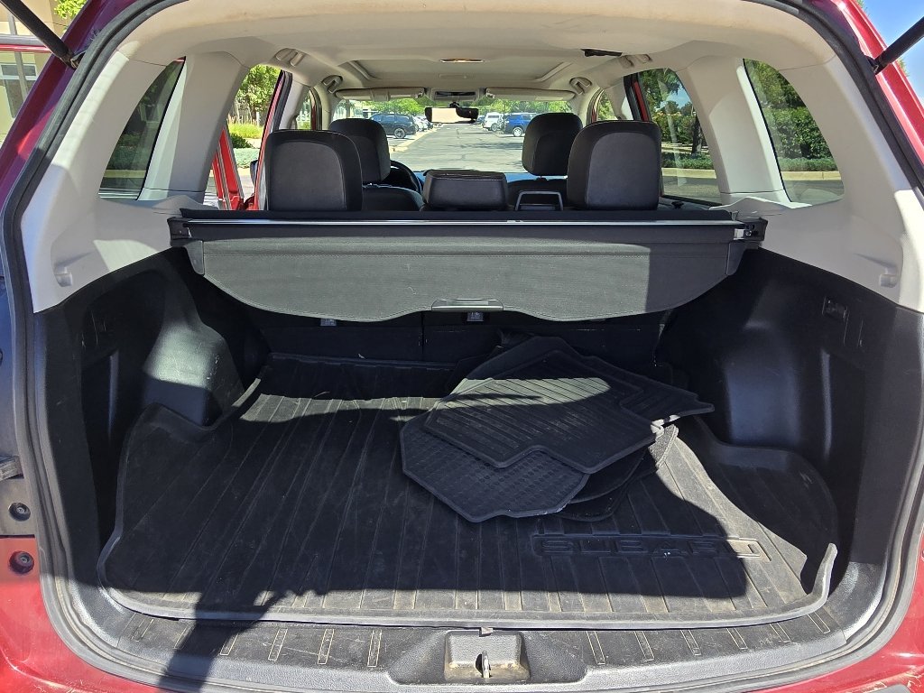 Used 2018 Venetian Red Pearl Subaru Premium image 29