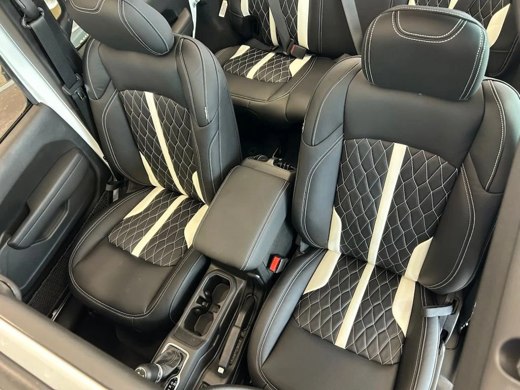 New 2026 Bright White Clearcoat Jeep Sport image 17