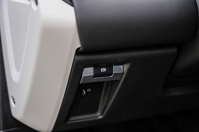 New 2026 Gondwana Stone Land Rover X-Dynamic SE image 36
