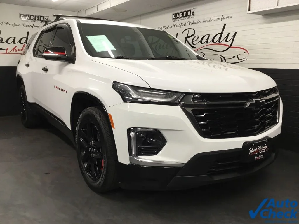 Used 2022 White Chevrolet Premier image 3