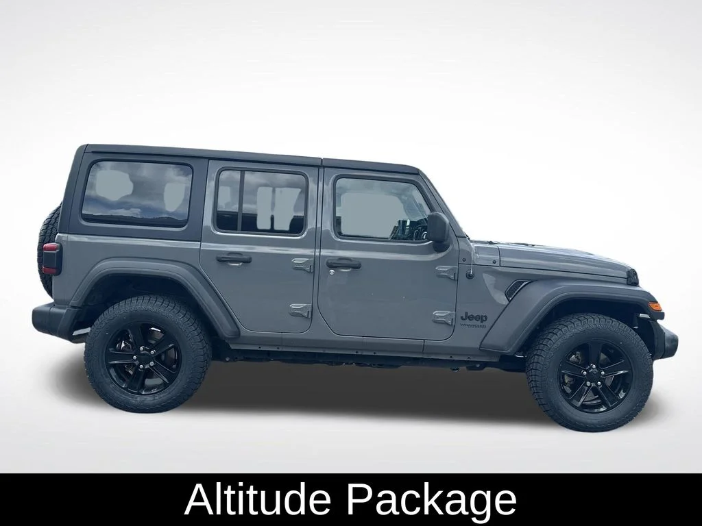 Used 2020 Gray Jeep Unlimited Sport Altitude image 8