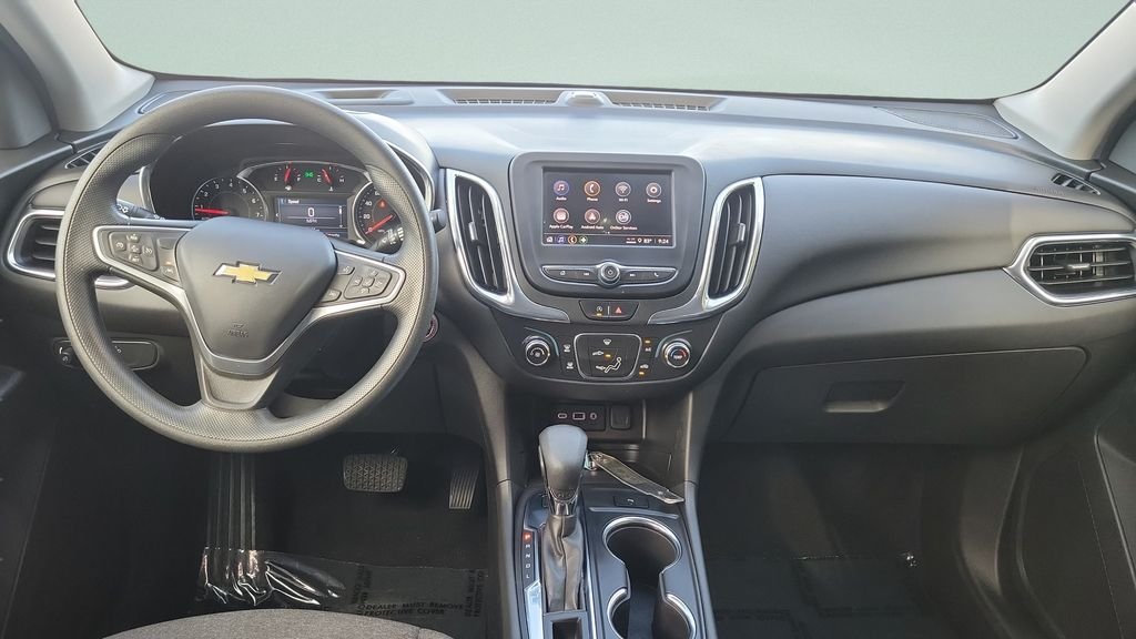 Used 2023 White Chevrolet LT image 11