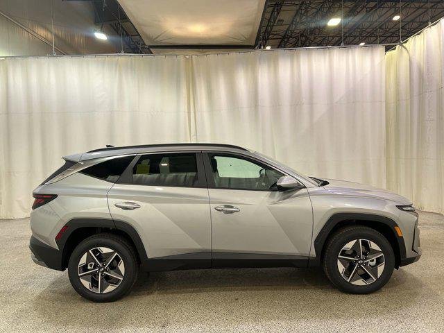 New 2026 Shimmering Silver Hyundai SEL AWD image 5