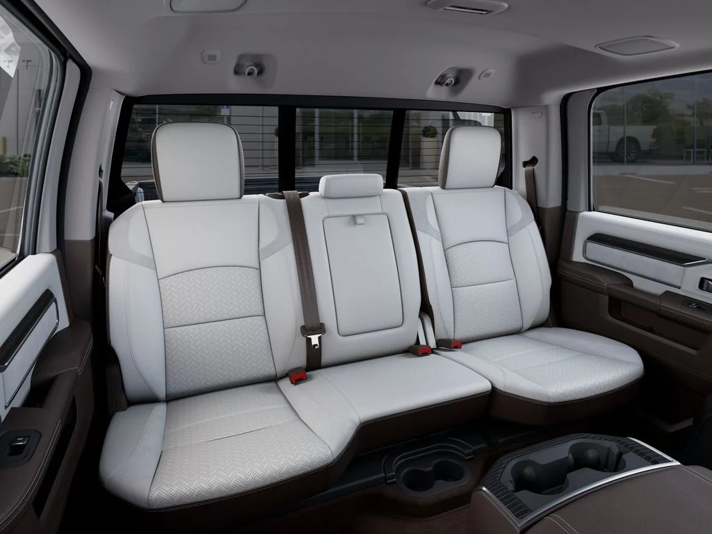 2025 RAM 2500 Laramie - Photo 15