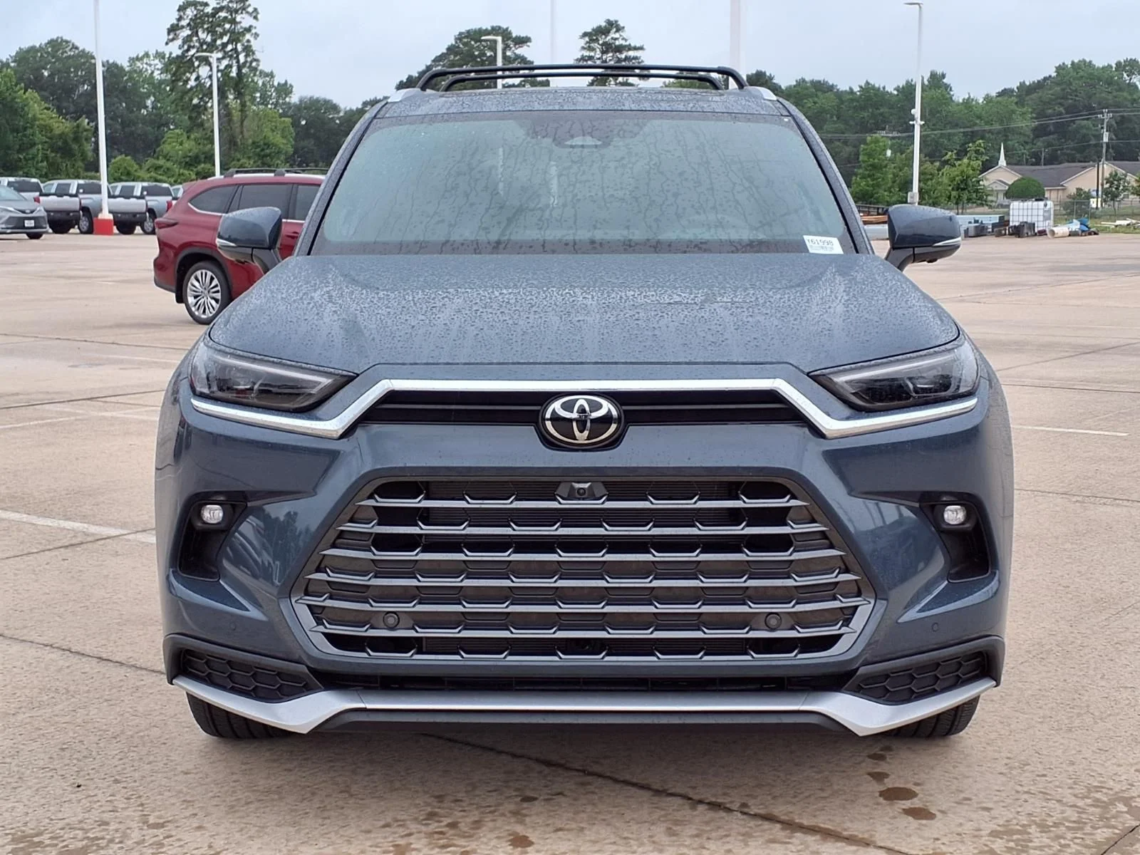 New 2026 Gray Toyota MAX Platinum image 4