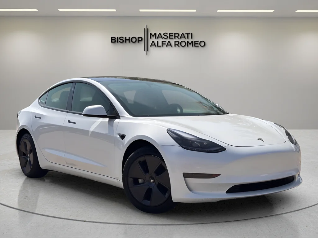 Used 2023 White Tesla Base image 1