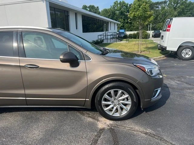 Used 2019 Brown Buick Essence image 2