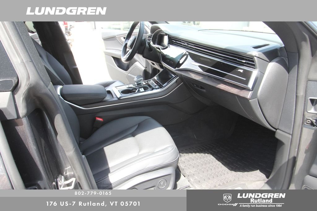 Used 2021 Gray Audi 55 Prestige image 22