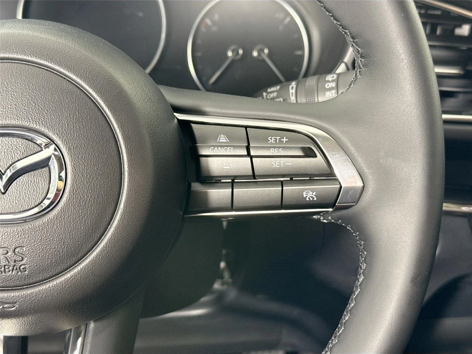 2025 Mazda CX-30 Carbon Edition - Photo 18