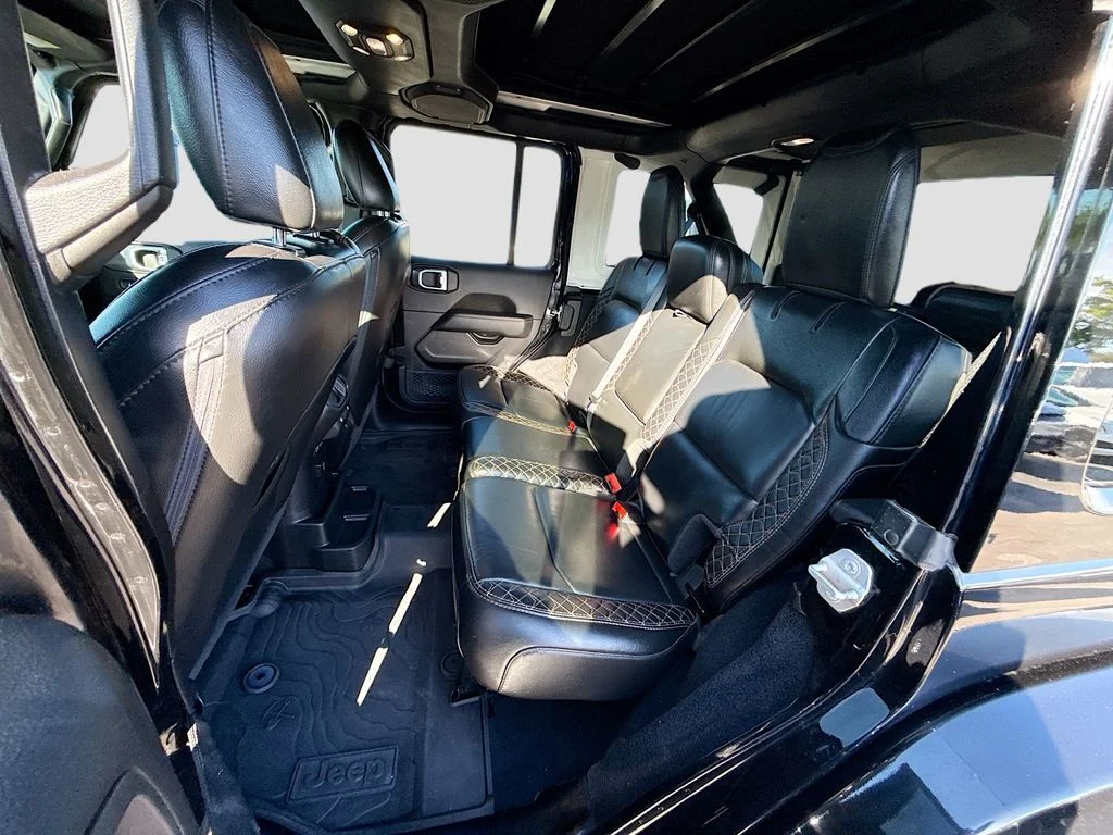 Used 2022 Black Jeep Unlimited Sahara High Altitude image 27