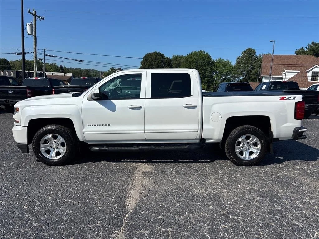 Used 2018 Beige Chevrolet LT image 4