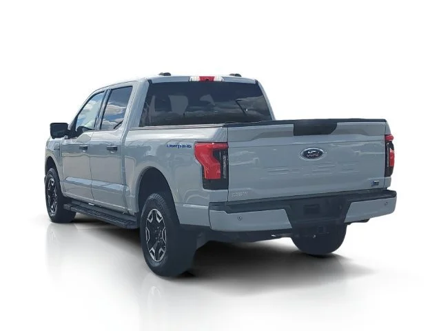 Used 2023 Avalanche Ford Pro image 5