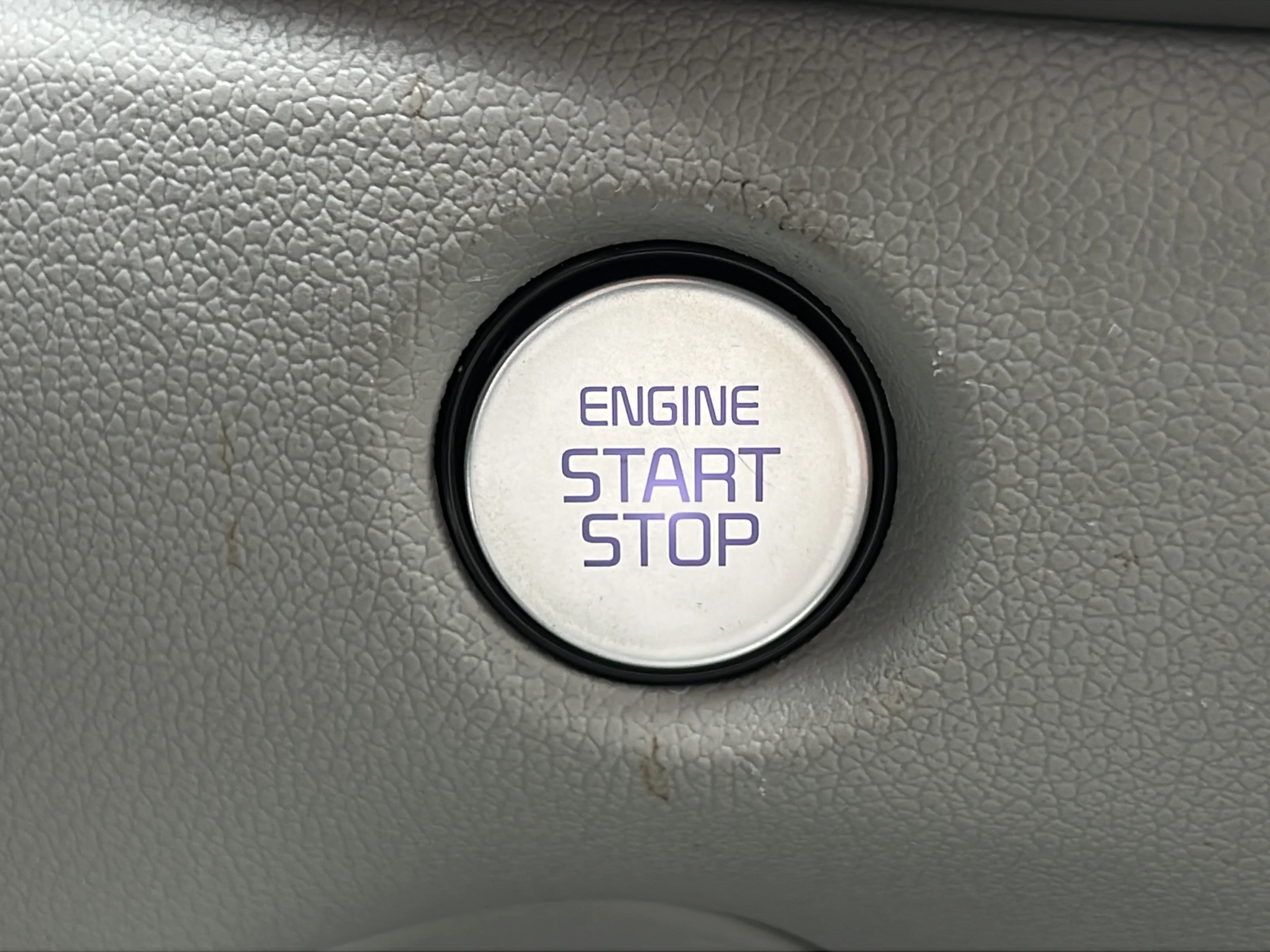 Used 2025 Wolf Gray Kia EX image 27