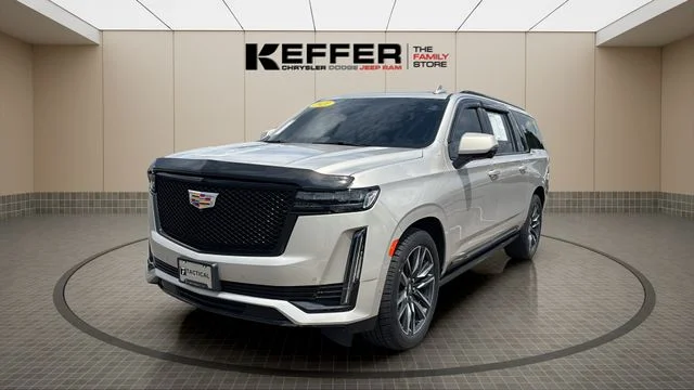 2021 Cadillac Escalade ESV 2021 Cadillac Escalade ESV Sport Platinum 4D Sport Utility