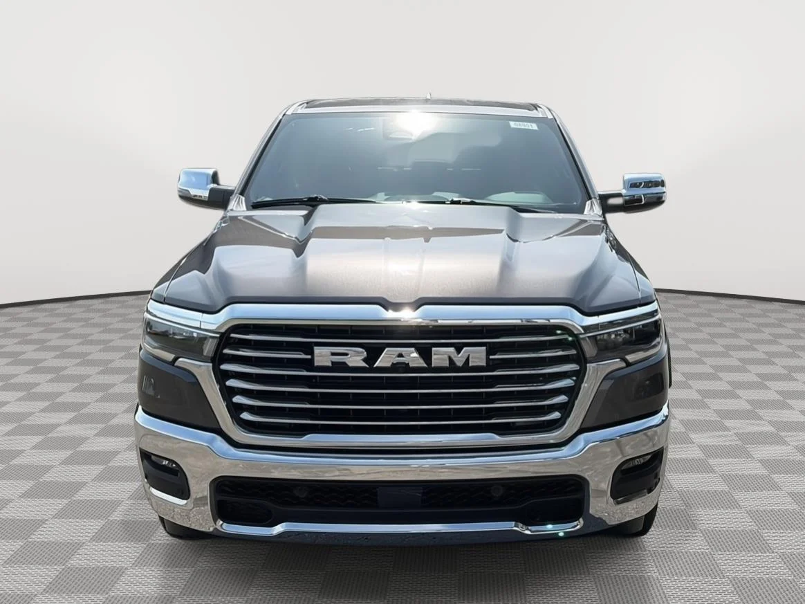 New 2026 Granite Crystal Metallic Clear-Coat Exterior Paint RAM Laramie image 10