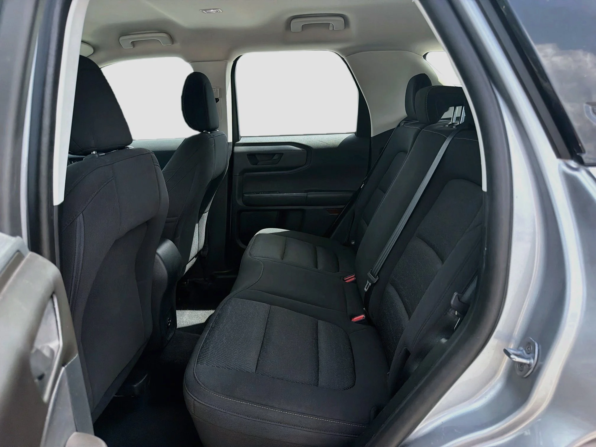 Used 2021 Silver Metallic Ford Base image 19