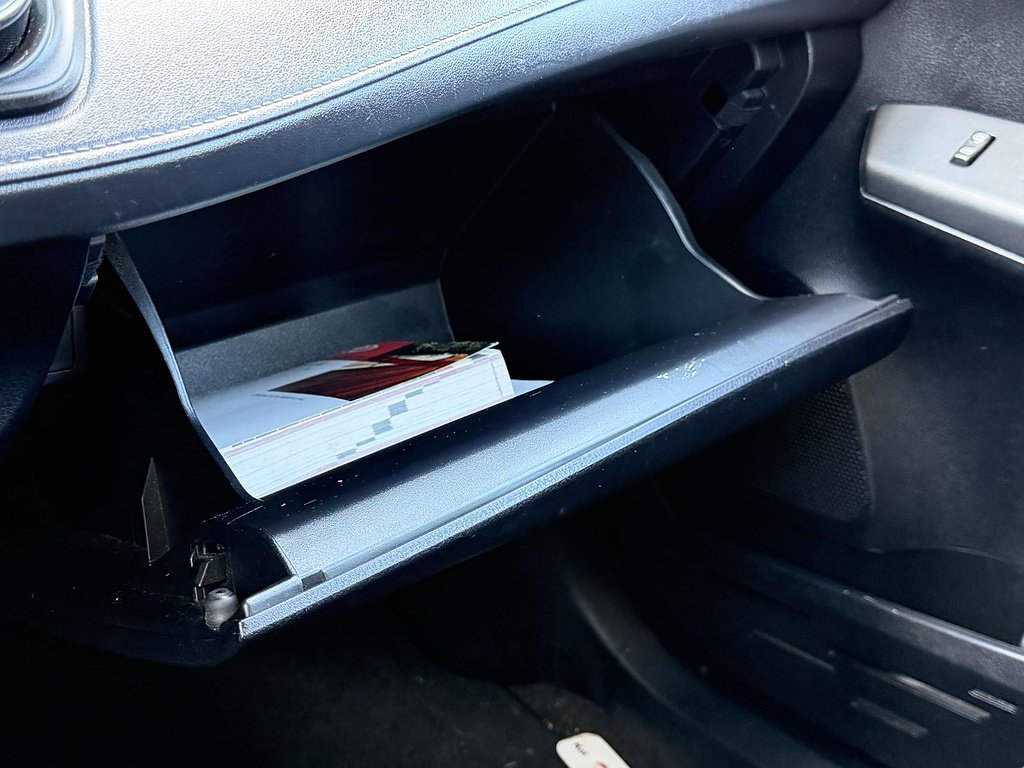 2016 Toyota RAV4 LE - Photo 27