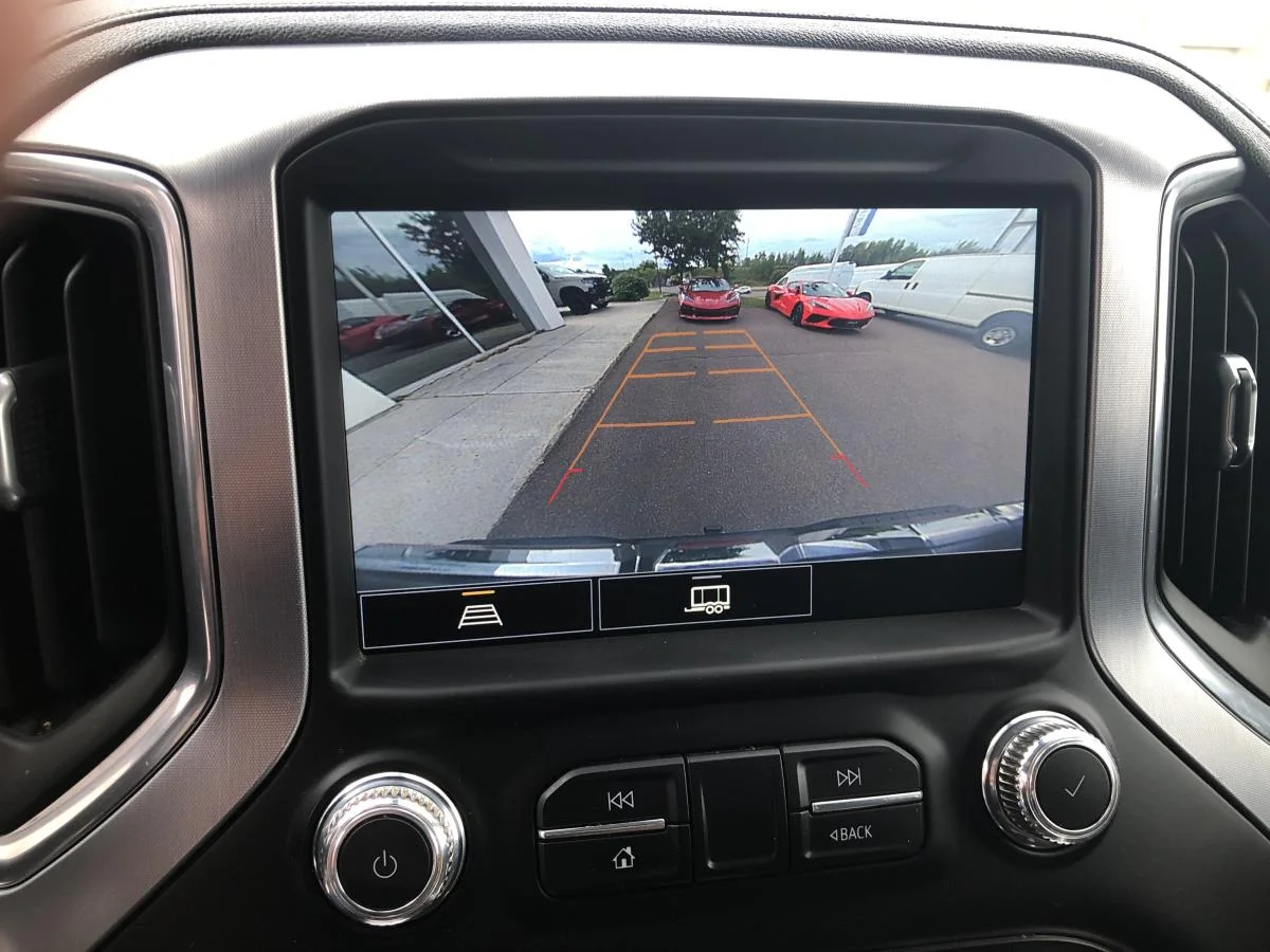 Used 2021 Black GMC 4WD Crew Cab 147" Elevation image 14