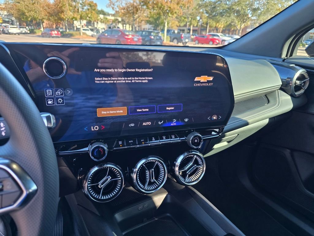 2025 Chevrolet Blazer EV LT - Photo 14
