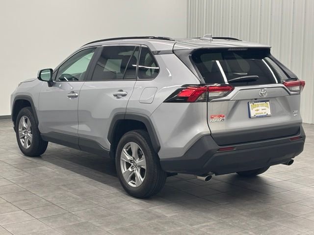 Used 2025 Silver Toyota XLE image 4