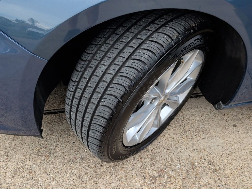Used 2025 Blue Chevrolet LT image 42