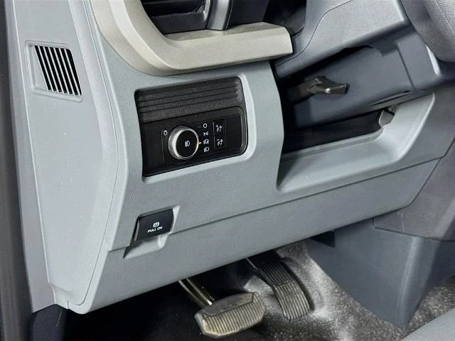 New 2025 Oxford White Ford F-450® XL image 41