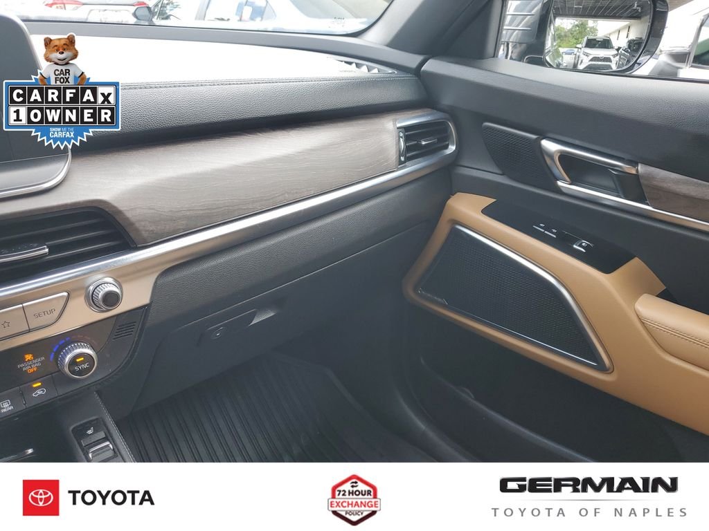 Used 2021 Gray Kia SX image 36