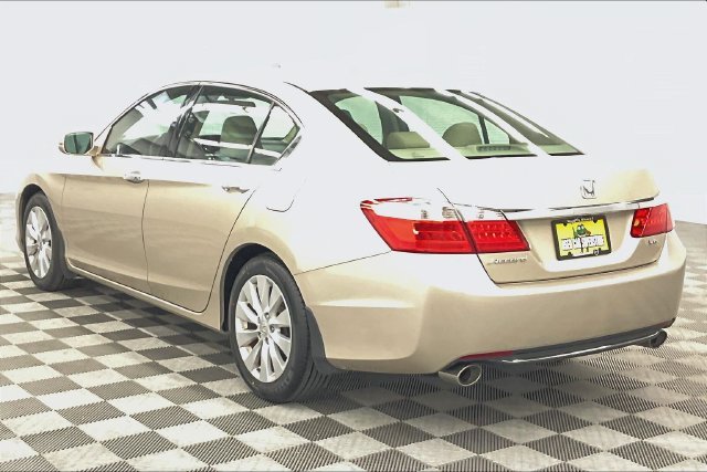 Used 2013 Honda Accord EX-L V6 with VIN 1HGCR3F81DA018221 for sale in Herculaneum, MO