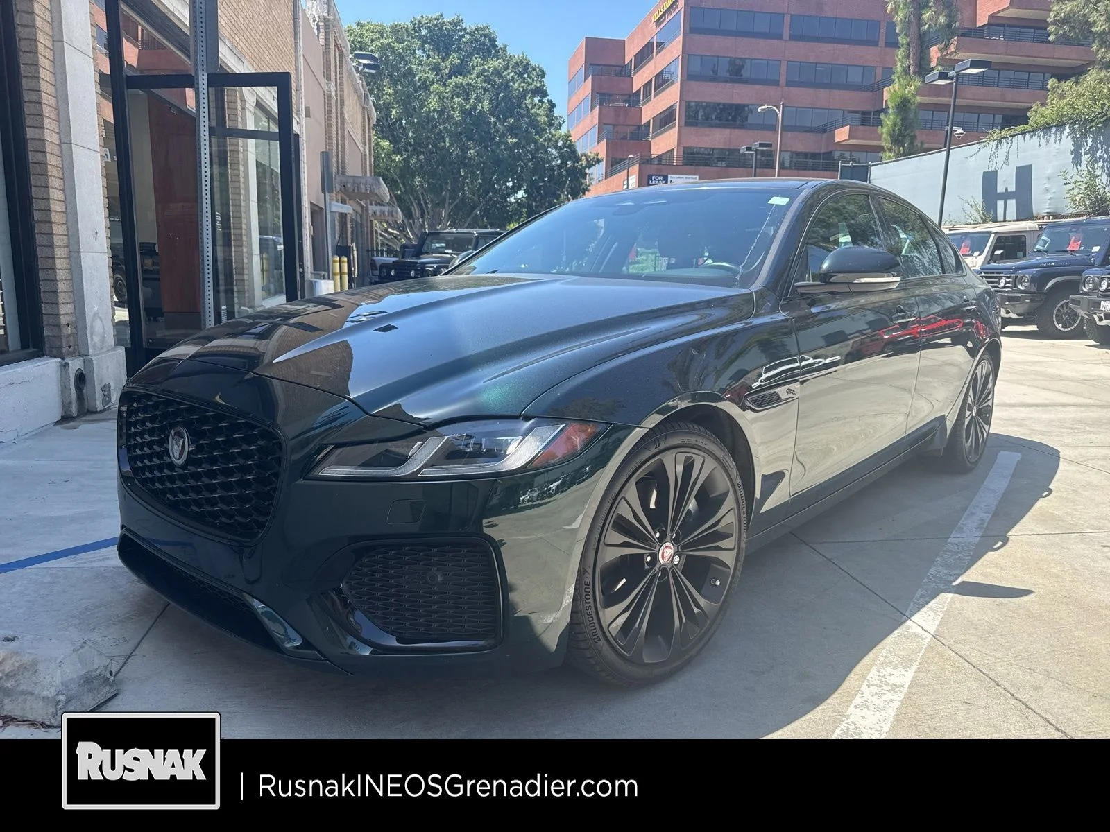 2023 Jaguar XF P250 SE's photo